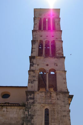 Roosa kirikutorn
Roosa valguselt, torn kirikult :P
